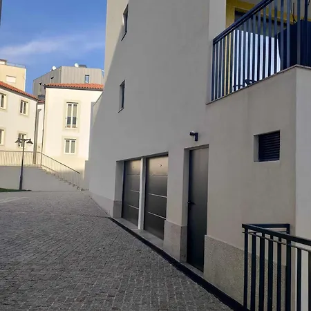 Olive 25 A 1 Km Da Baixa Do Porto Com Garagem Apartamento Oporto