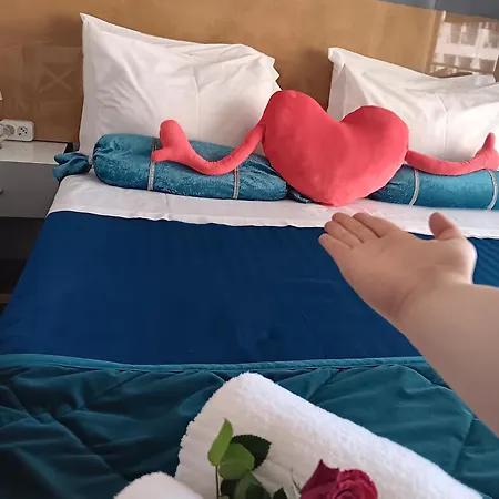 25 Porto Novissimo Estudio Cedofeita Ac Olive 포르투
