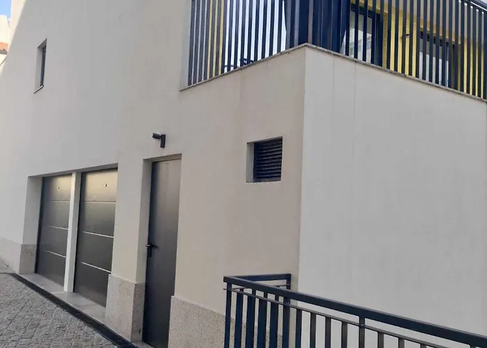 25 Porto Novíssímo Estudio em Cedofeita AC Olive Oporto